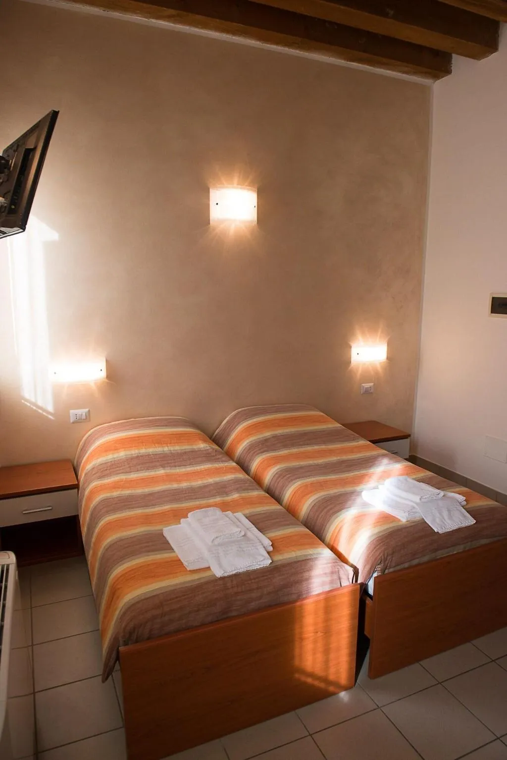 Room, Domus Clugiae, Venice