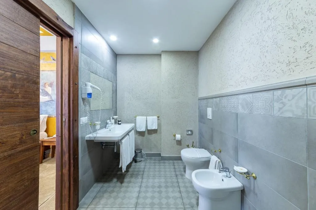Room, Hotel Del Sole, Naples