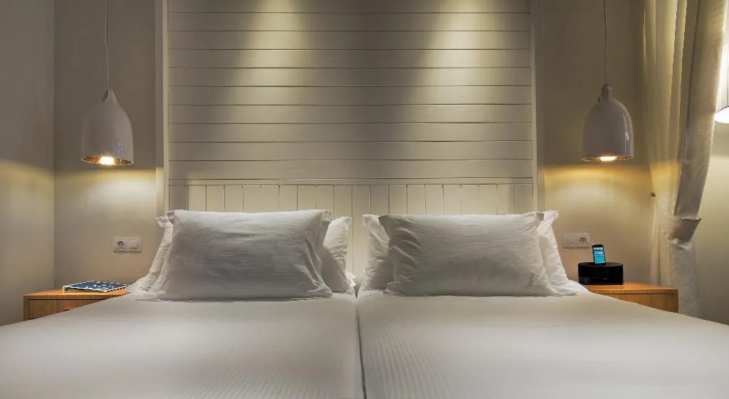 JUNIOR SUITE CAPACITY 3 Room, H10 Conquistador, Tenerife