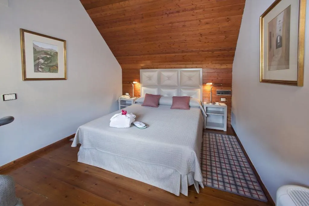 Room, Parador de Arties, Costa Brava