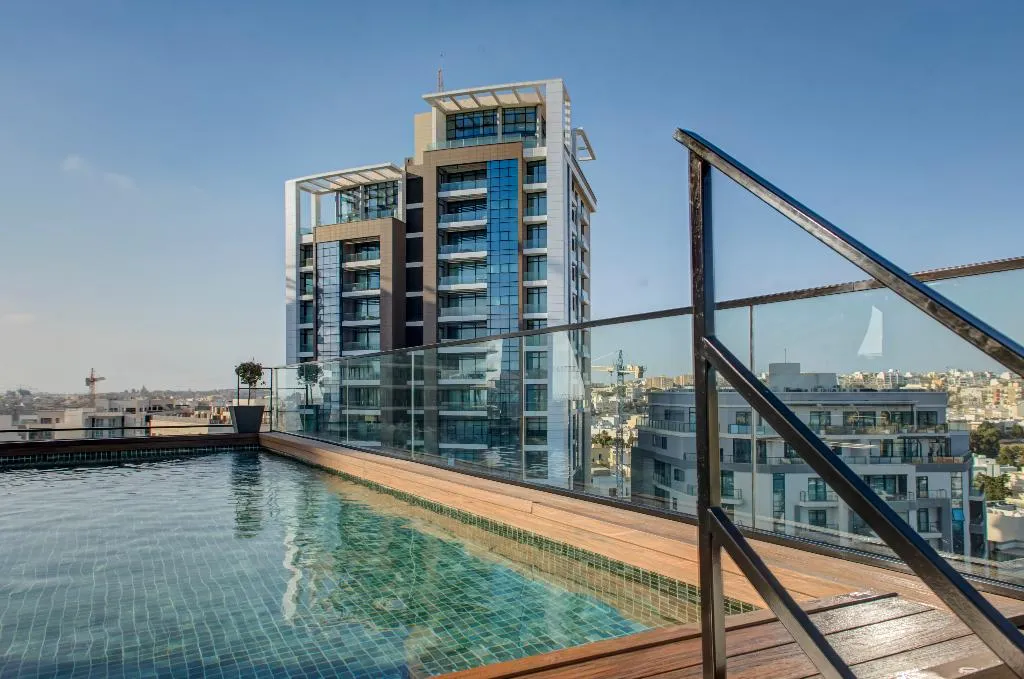 Pool, Noru Hotel, Malta