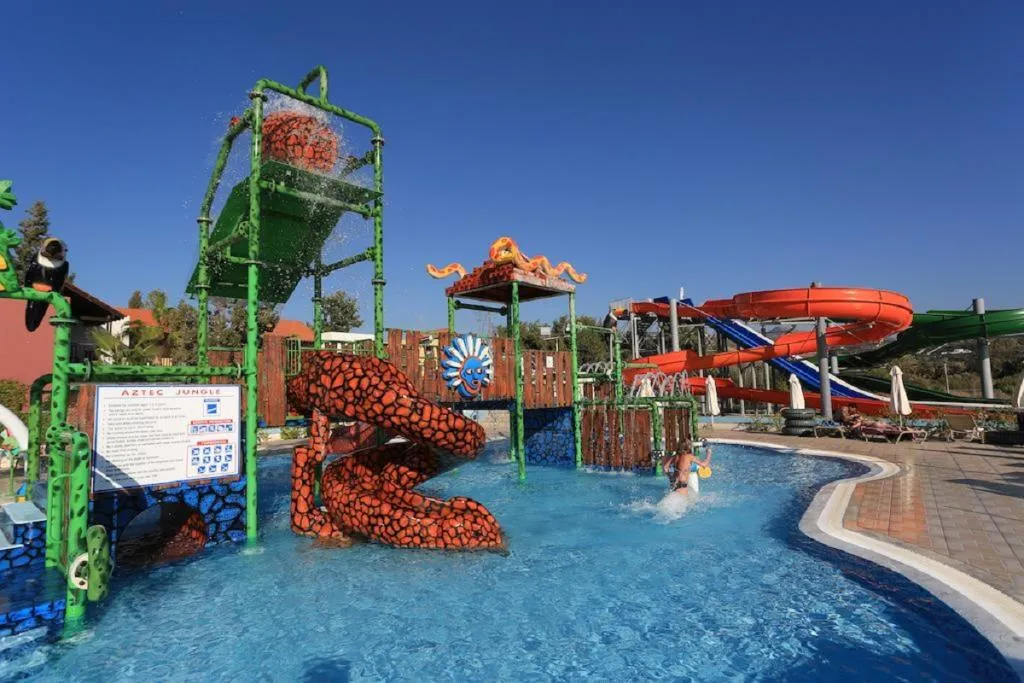Pool, Kapetanios Aqua Resort, Cyprus