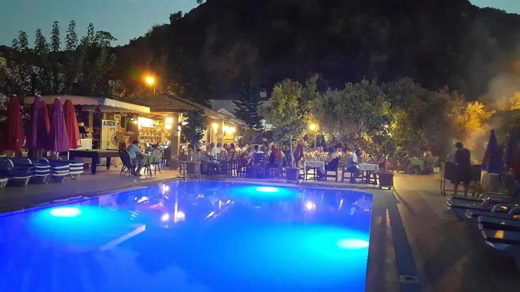Pool, Grand Taner, Dalaman
