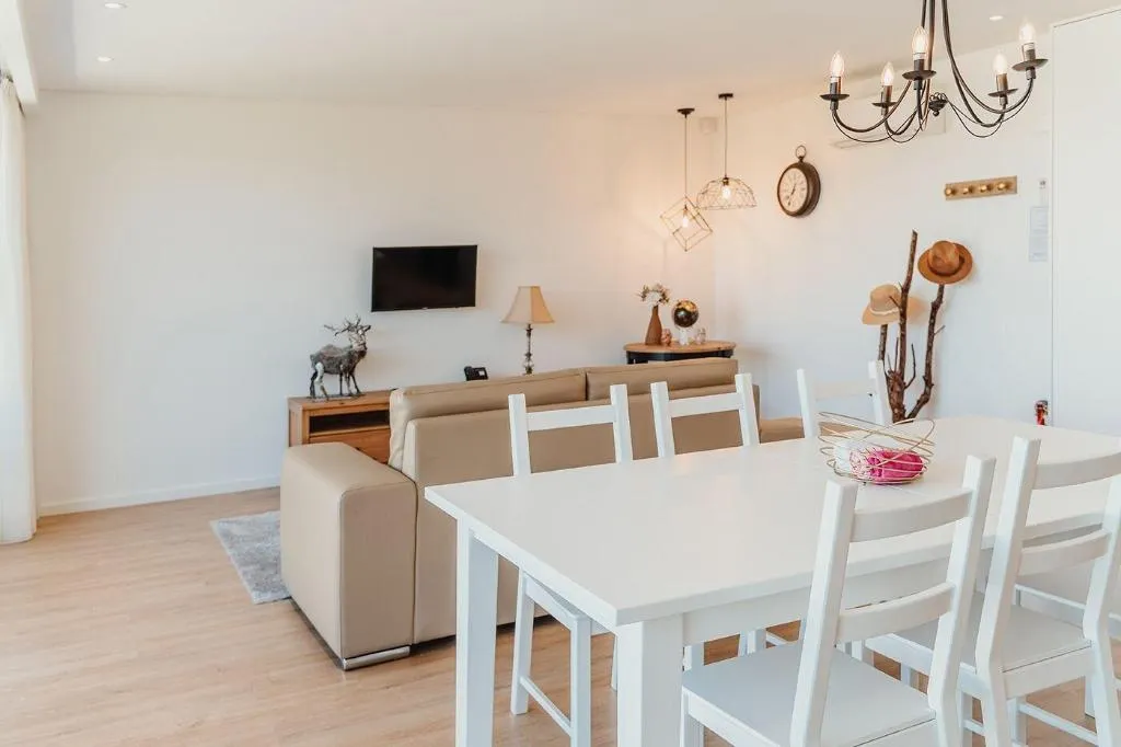 Room, Pousadela Village, Porto