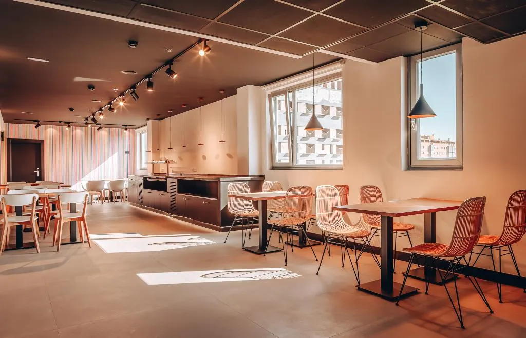 Restaurant, Vertice Roomspace Madrid, Madrid
