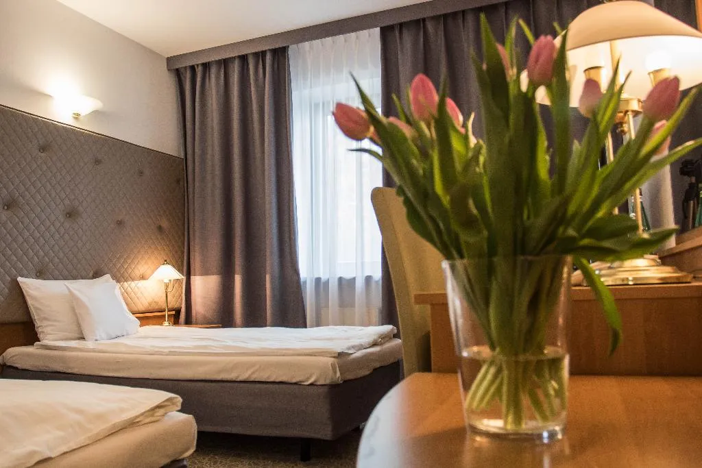 TWIN STANDARD Room, Dwor w Tomaszowicach, Krakow