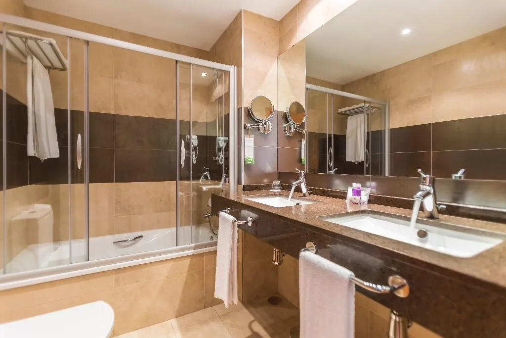 TRIPLE STANDARD Room, Desitges, Barcelona