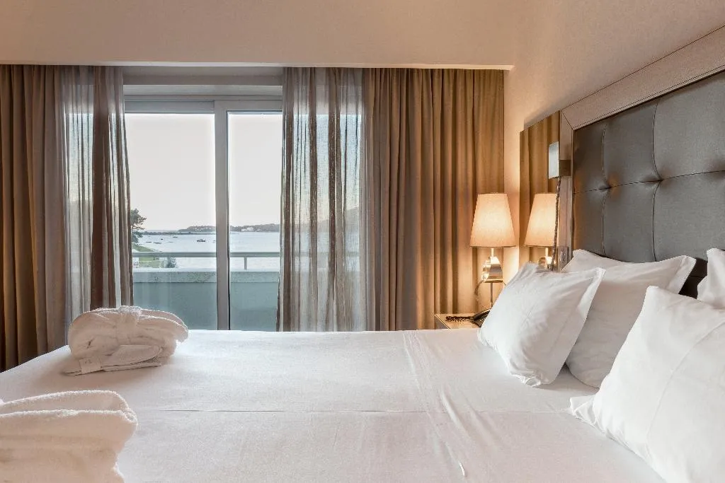 DOUBLE RIVER VIEW Room, Hotel Porta do Sol, Porto