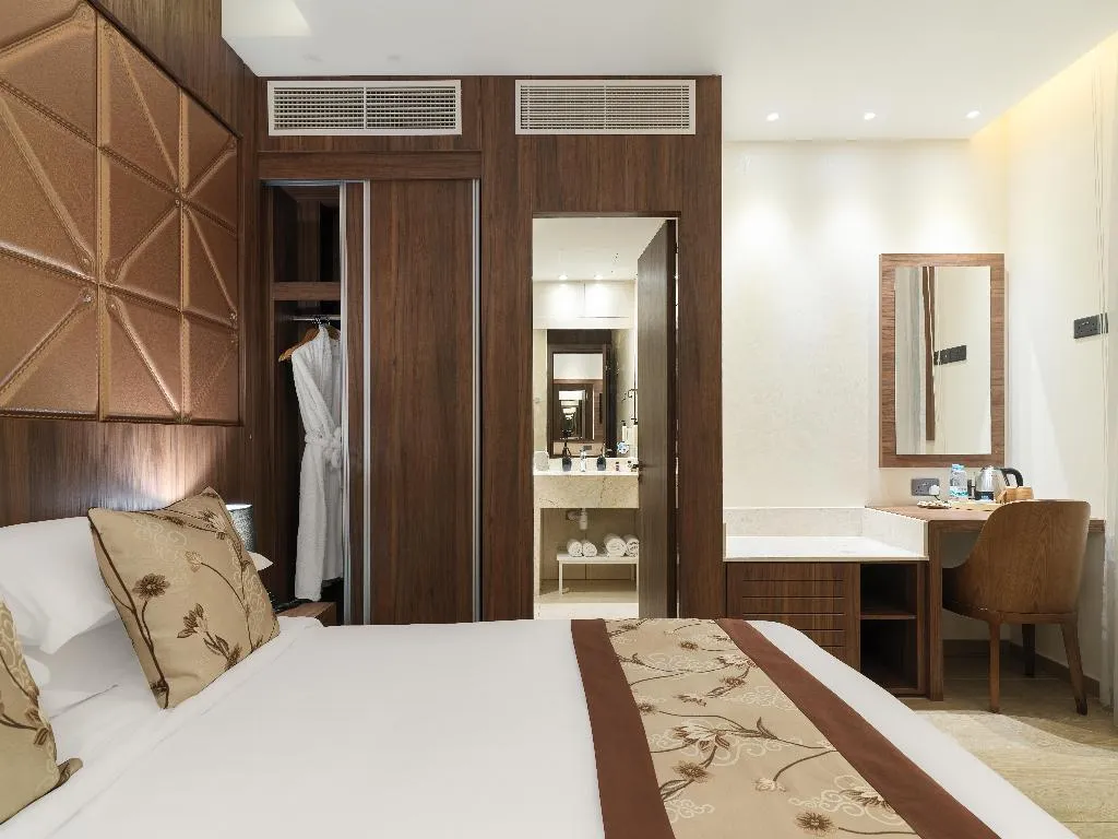 DOUBLE STANDARD Room, Leonardo Boutique Hotel Larnaca, Cyprus
