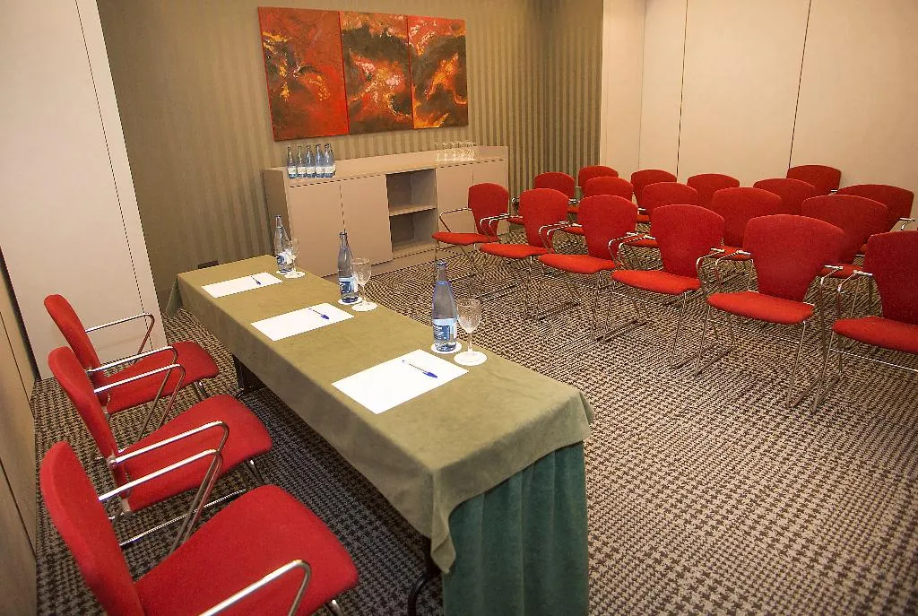 Conferences, America Sevilla, Seville
