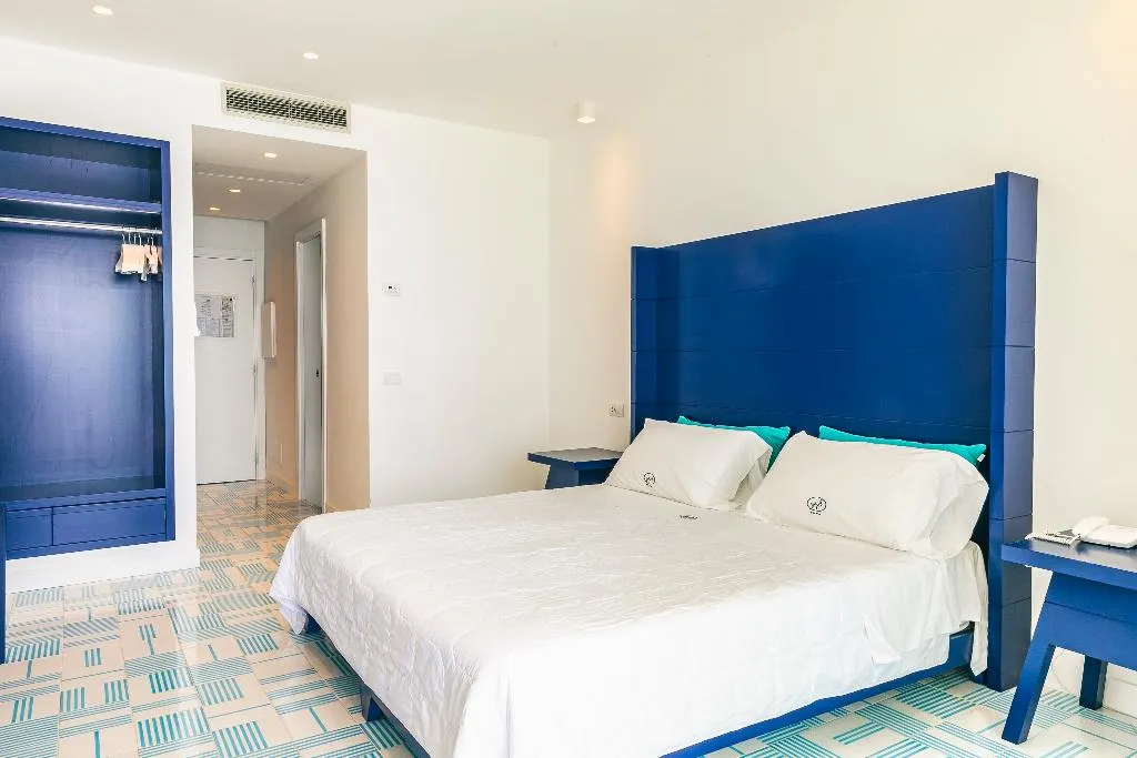 SUITE WITH JACUZZI Room, Hotel Saline Palinuro, Naples