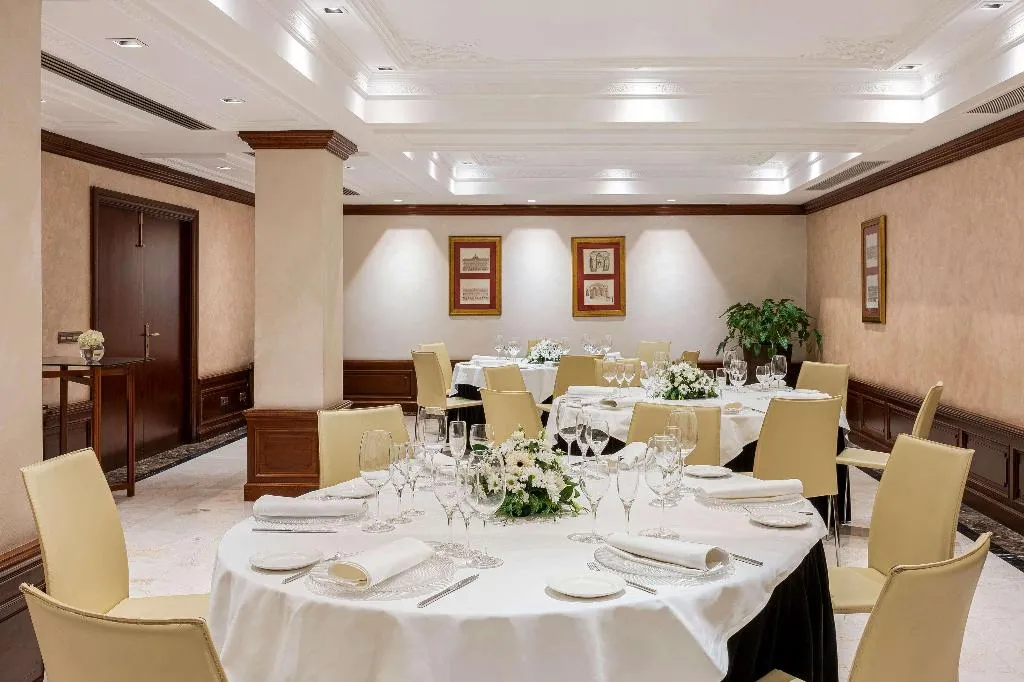 Conferences, Hotel Fenix Gran Meliá, Madrid