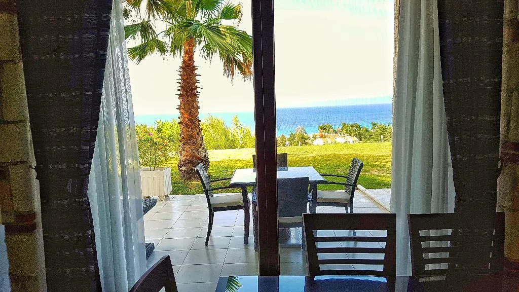 SUITE DELUXE OCEAN VIEW Room, Bungalow White Apartments and Suits, Halkidiki