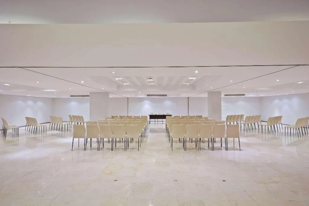 Conferences, The Level At Meliá Sevilla, Seville