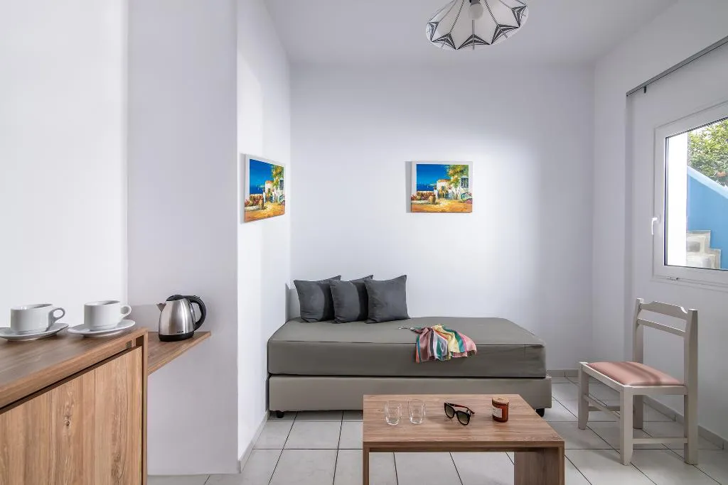 FAMILY ROOM CAPACITY 4 Room, Belvedere Village, Crete