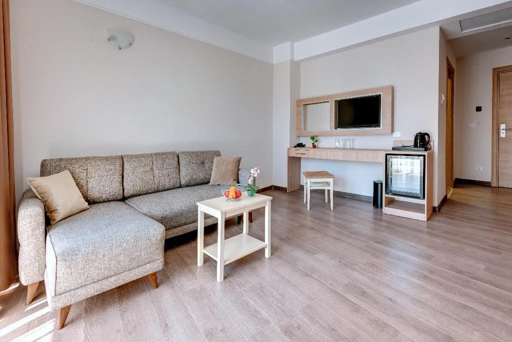 SUITE STANDARD Room, Maria Palace, Bourgas