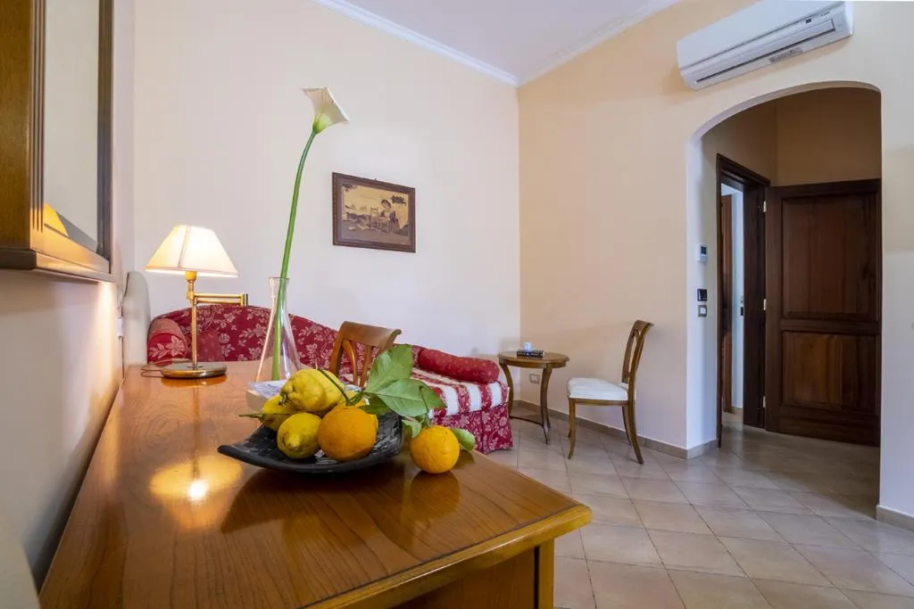 Double or Twin COMFORT Room, Il Roseto Resort, Naples