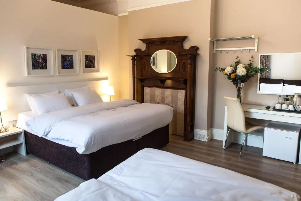 Room, Ballsbridge Townhouse - Merrion Road, Dublin