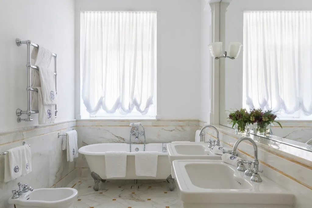 SUITE STANDARD Room, Grand Hotel Excelsior Vittoria Spa, Naples