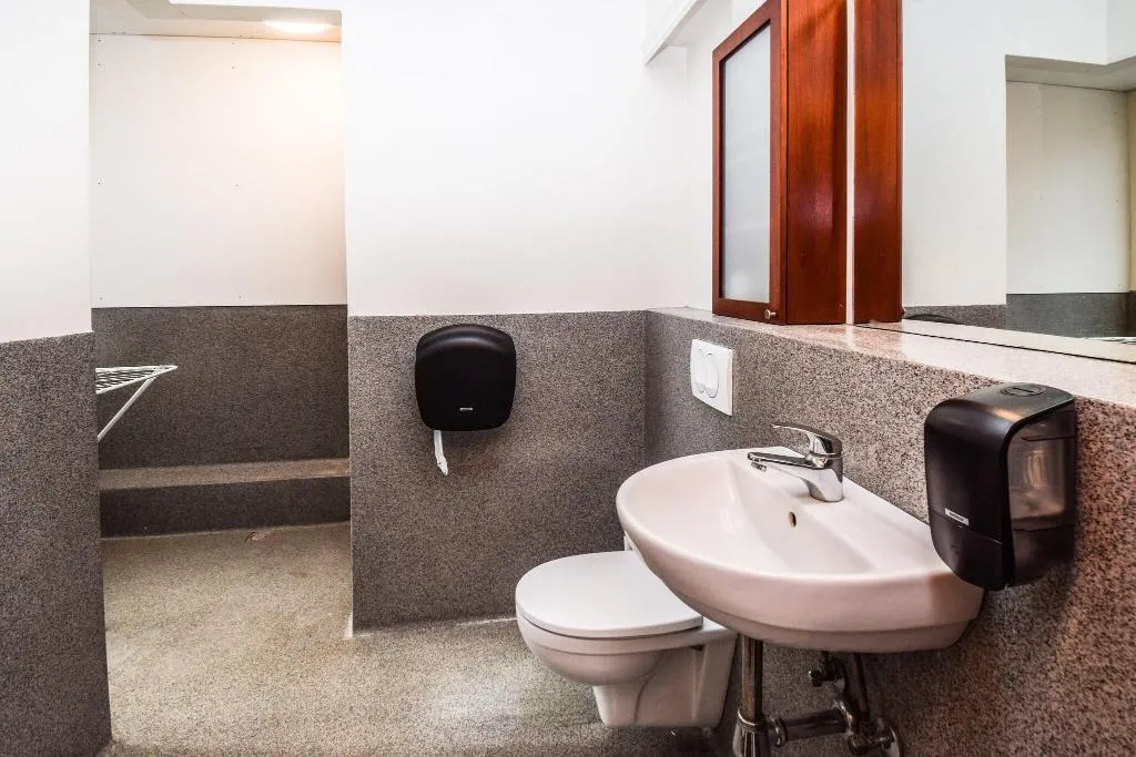 DOUBLE ECONOMY WITH SHARED BATHROOM Room, Aurora Guesthouse, Reykjavik