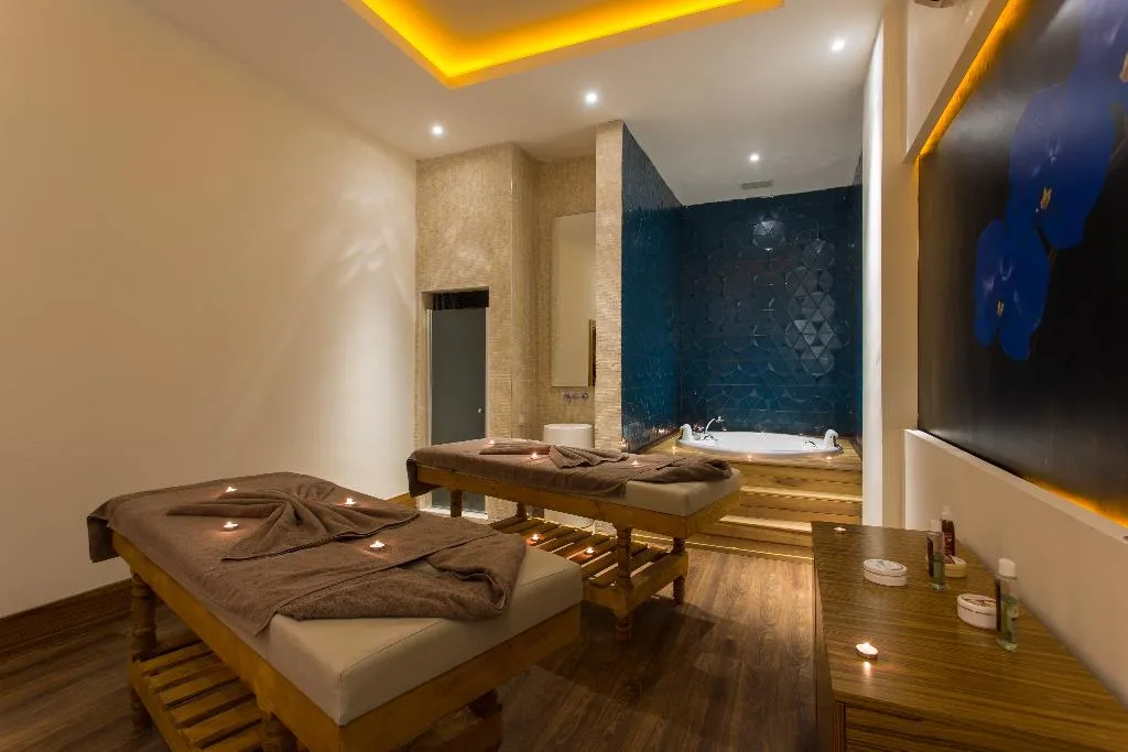Sports and Entertainment, Sherwood Exclusive Lara, Antalya