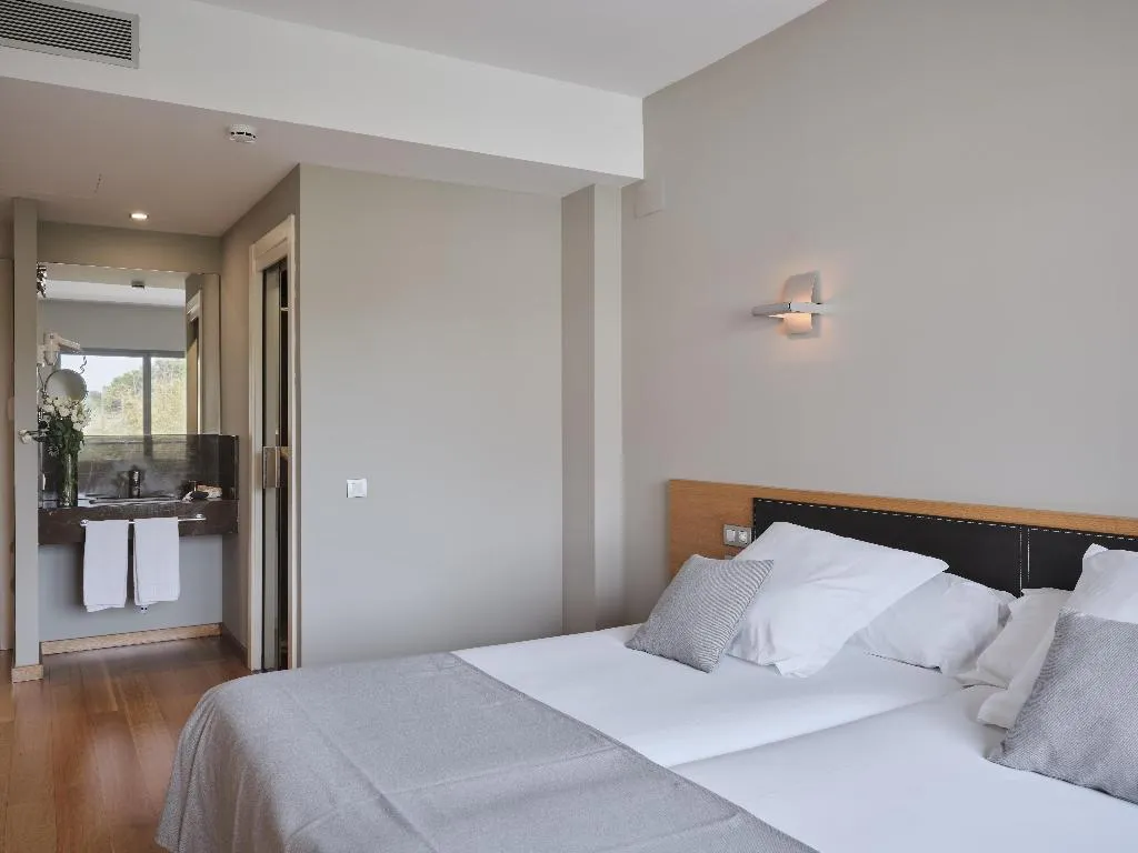 Room, Qgat Suites & Events, Barcelona