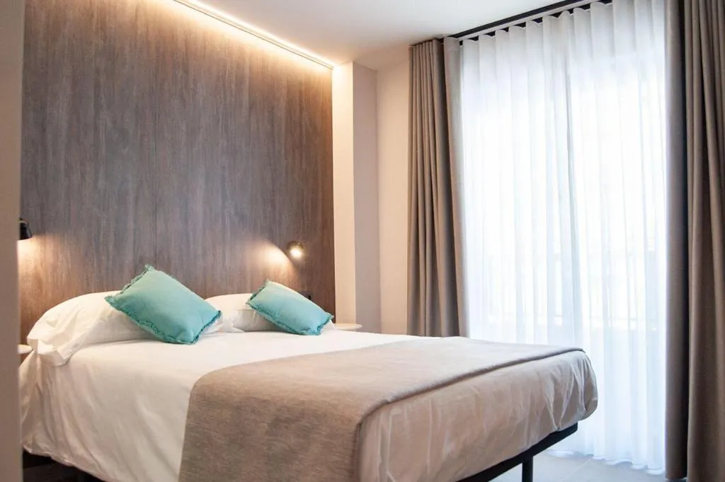 DOUBLE STANDARD Room, Hostal Quatre Llunes, Costa Blanca