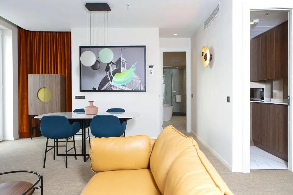 SUITE Presidential Room, Hotel Riu Plaza España, Madrid