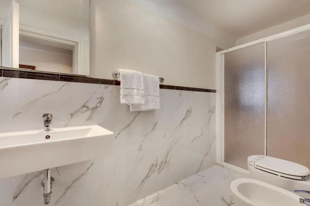 Room, Ca' Riza, Venice