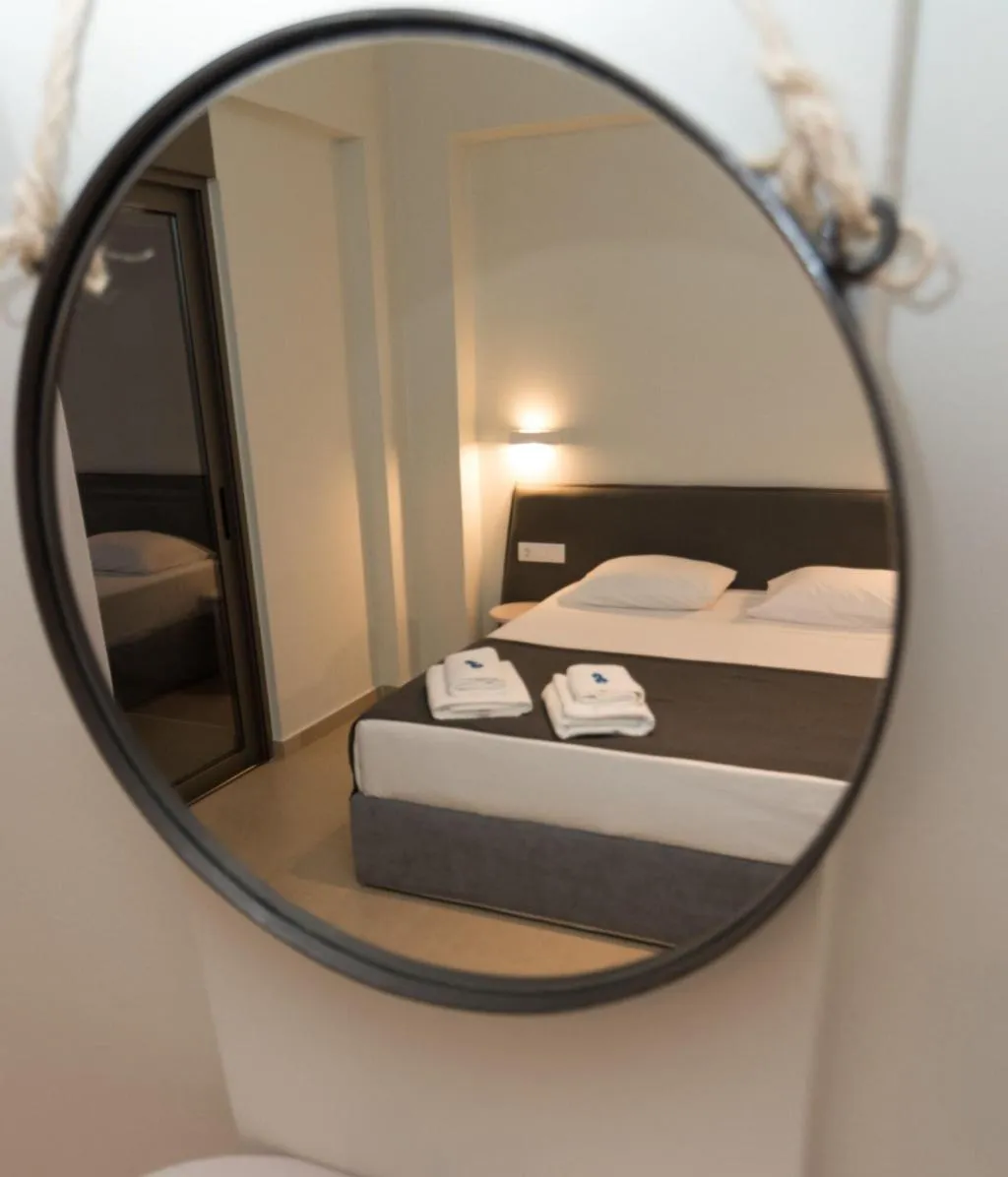 Room, Blue Horizon, Crete