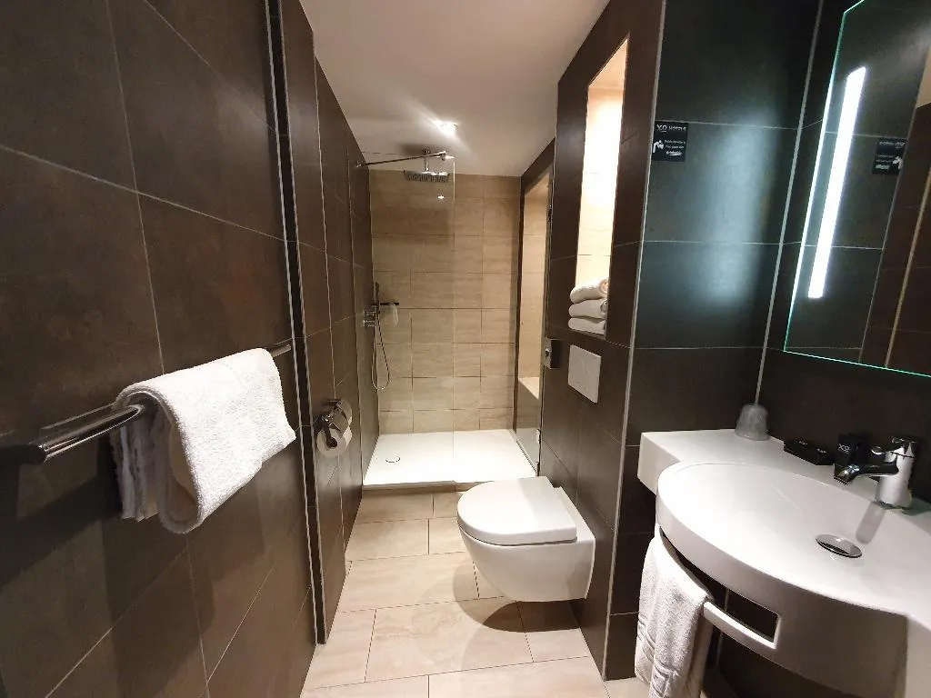 QUADRUPLE STANDARD Room, Xo Hotels Infinity, Amsterdam