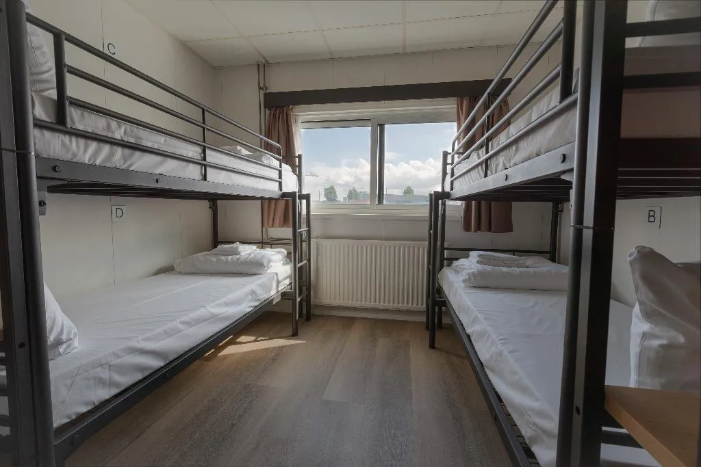 QUADRUPLE STANDARD Room, Botel, Amsterdam