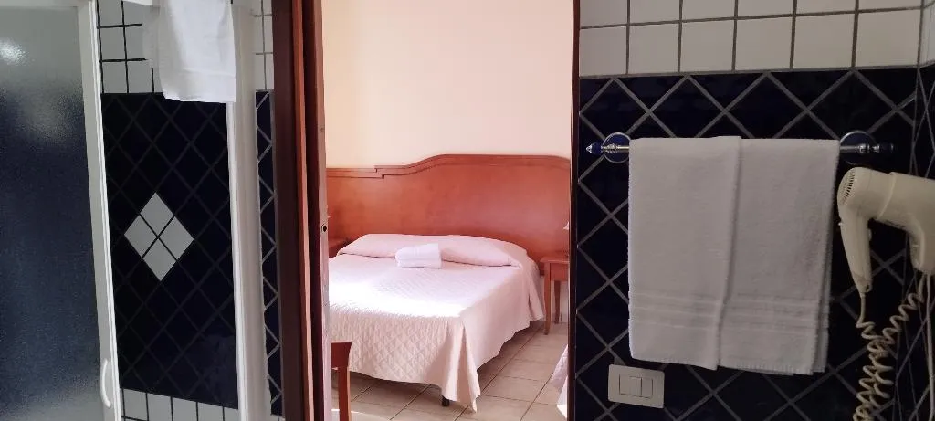 Room, Hotel Colosseo Colleferro, Rome