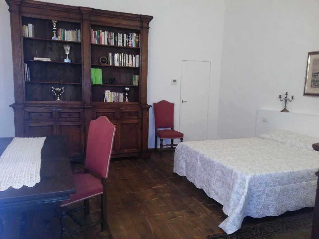 Room, Little Garden Donatello, Florence