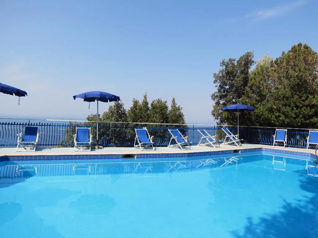 Pool, Baia Serena, Naples