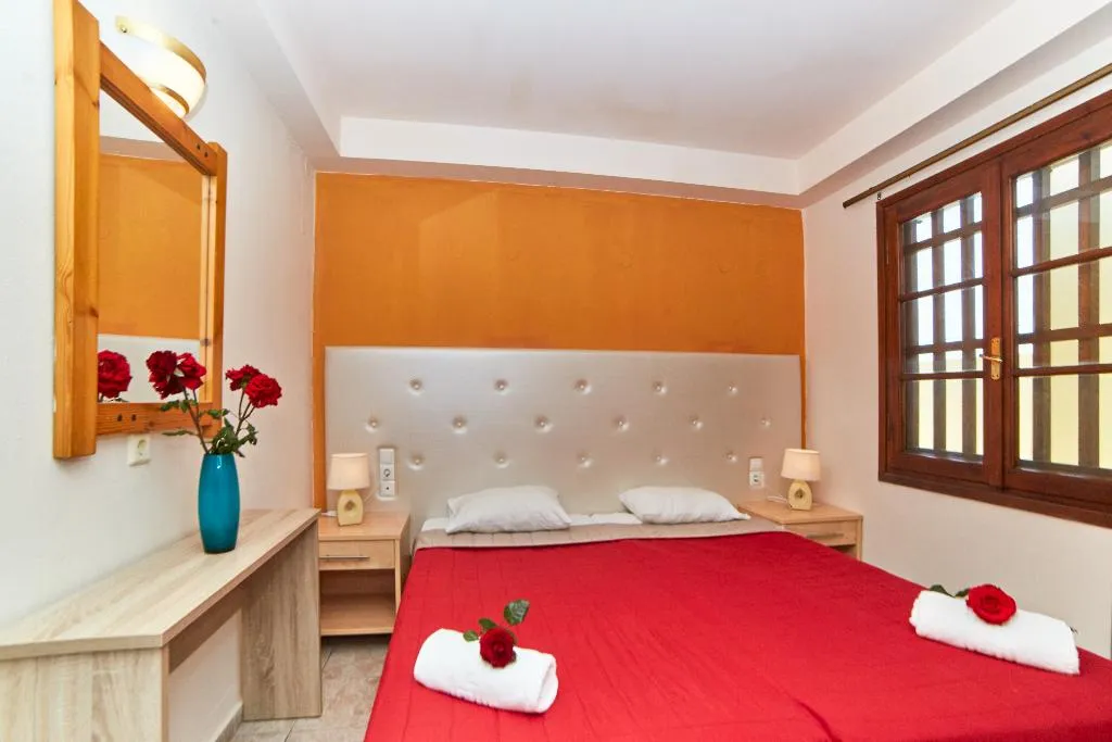 APARTMENT CAPACITY 3 Room, Villa Diasselo, Crete