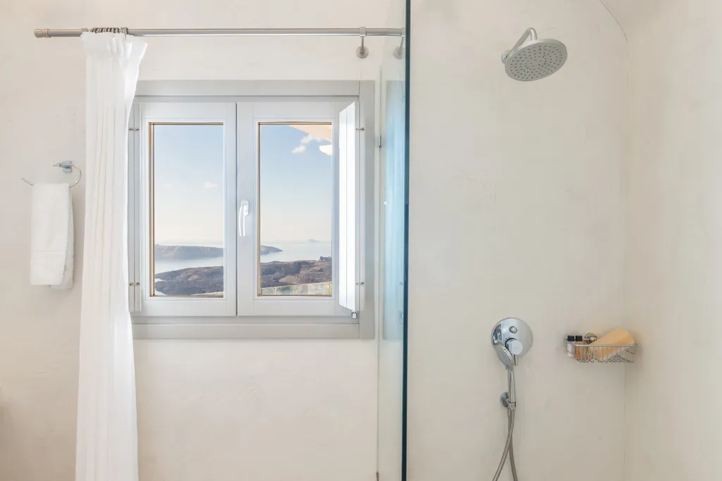 Double or Twin SUPERIOR SEA VIEW Room, On The Rocks Hotel, Santorini