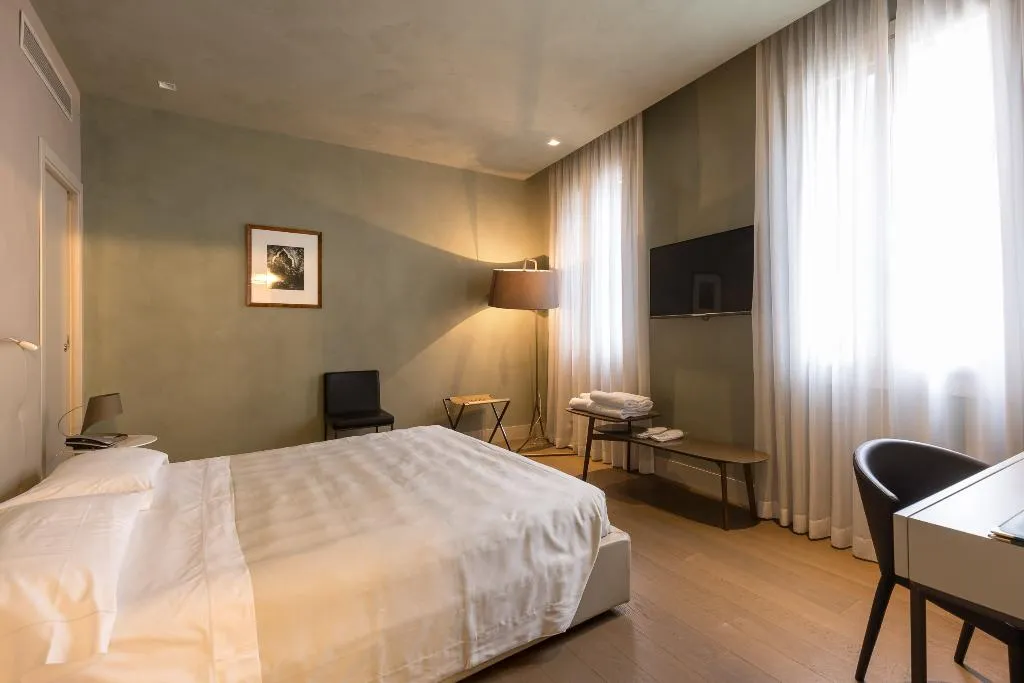 DOUBLE ANNEX Room, Liassidi Palace, Venice