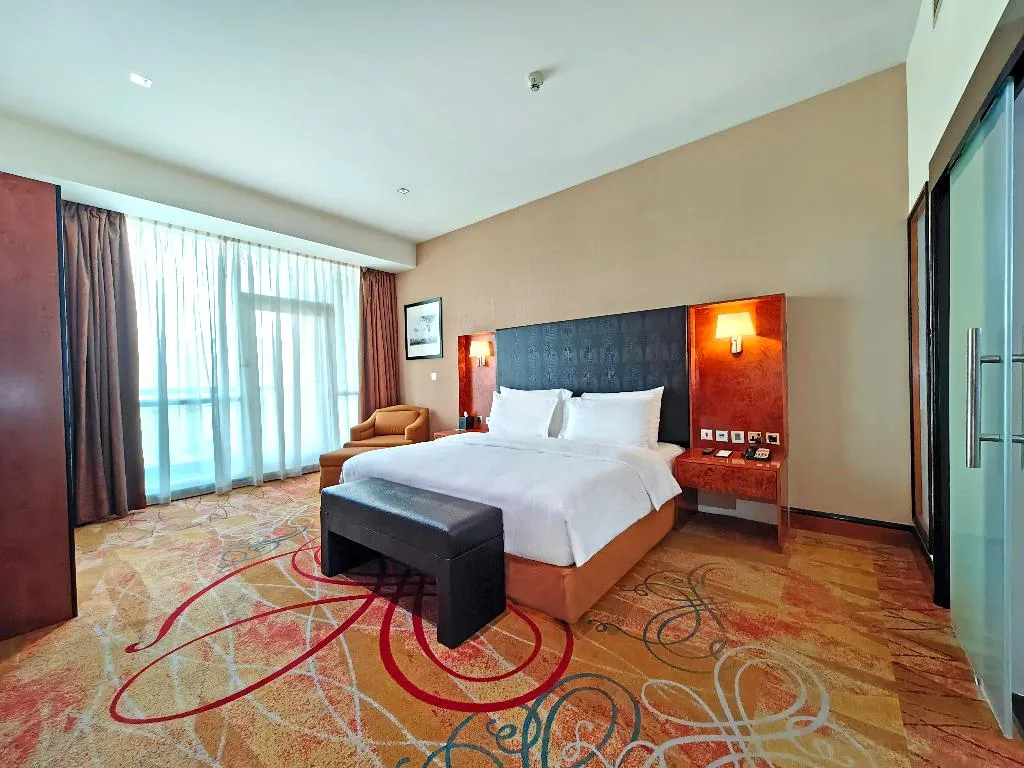 Room, Millennium Airport Hotel Dubai, Dubai