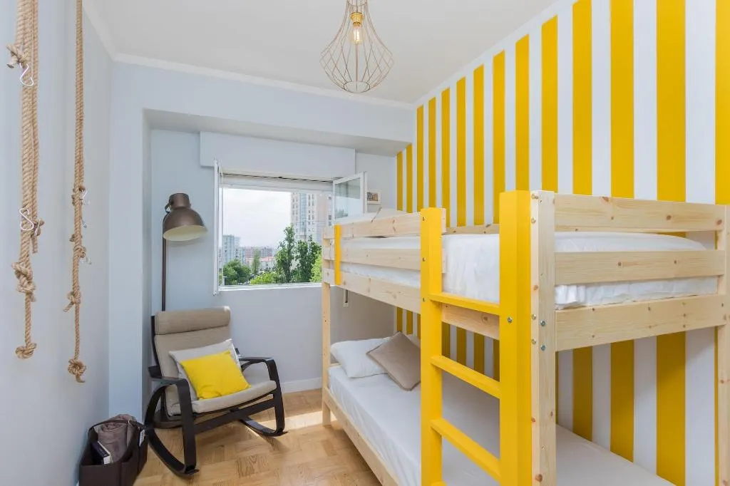 Room, Lisbon Airport Hostel, Lisbon