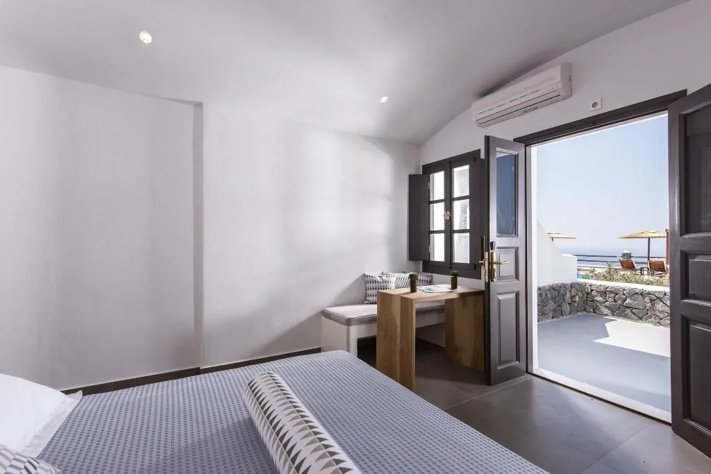 Room, Caldera Memories, Santorini