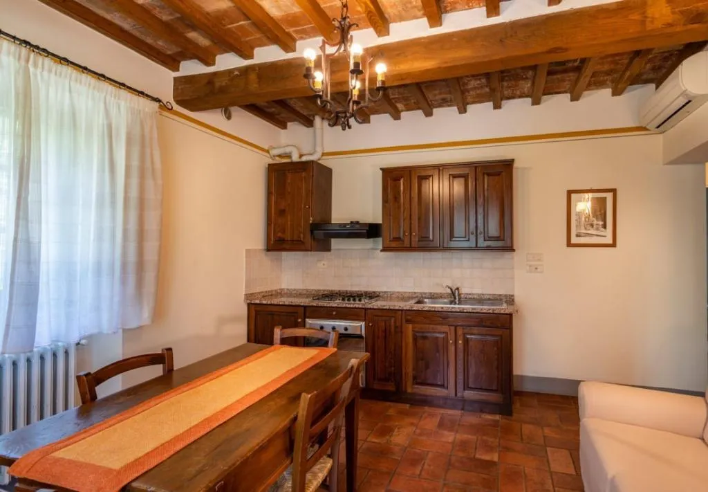 APARTMENT CAPACITY 4 Room, Villa Borgo San Pietro, Perugia