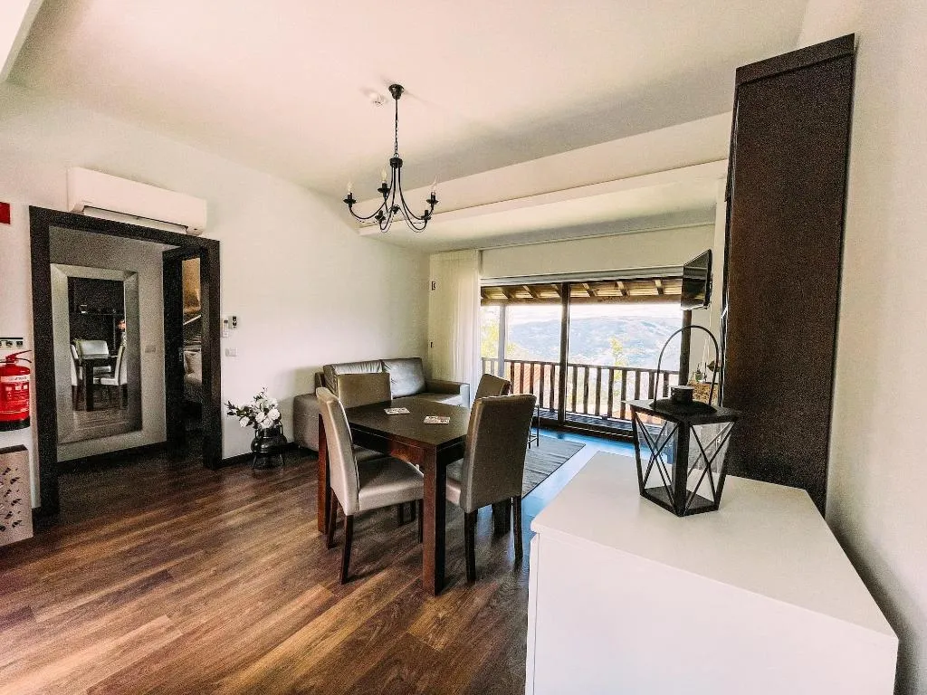 Room, Pousadela Village, Porto
