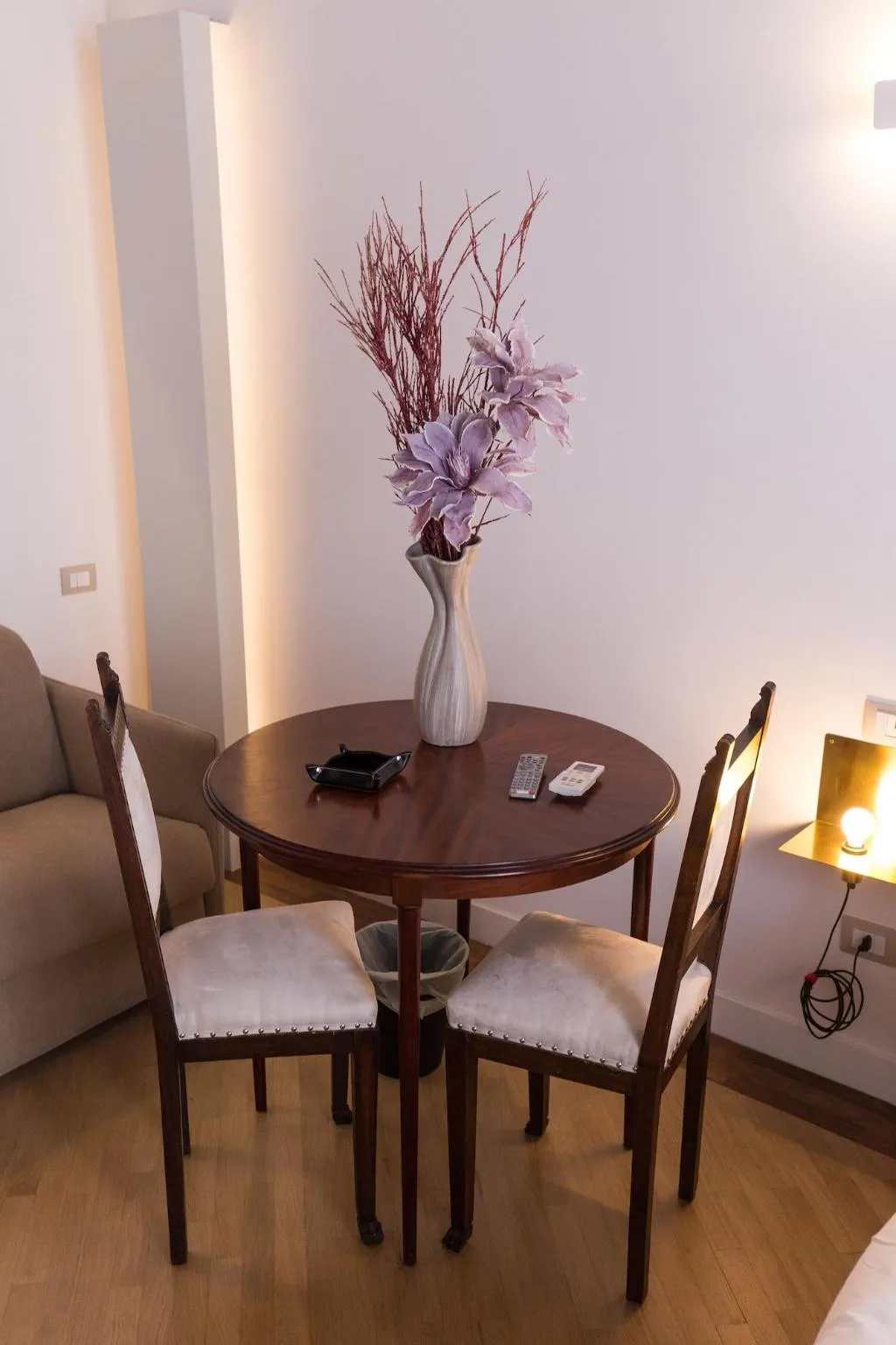 Room, Savoy Riviera, Naples
