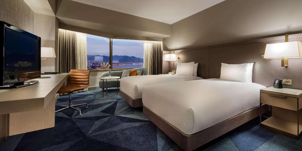 TWIN DELUXE Room, Hilton Izmir, Izmir