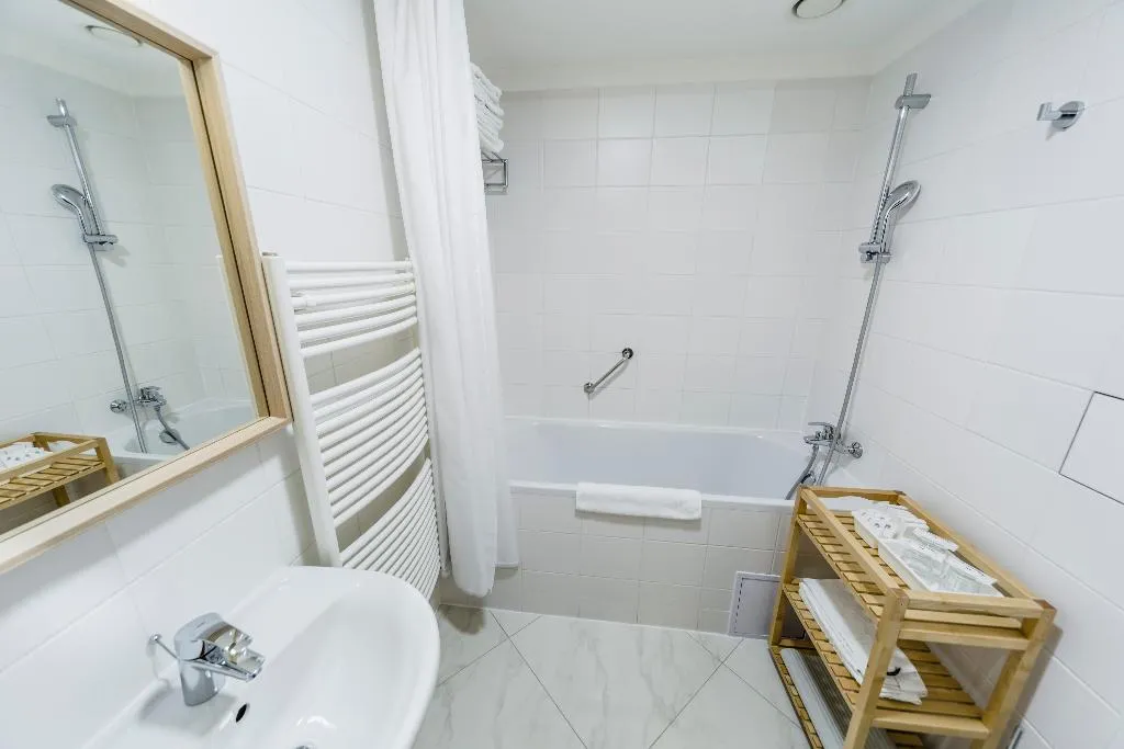TRIPLE STANDARD Room, Archibald City, Prague