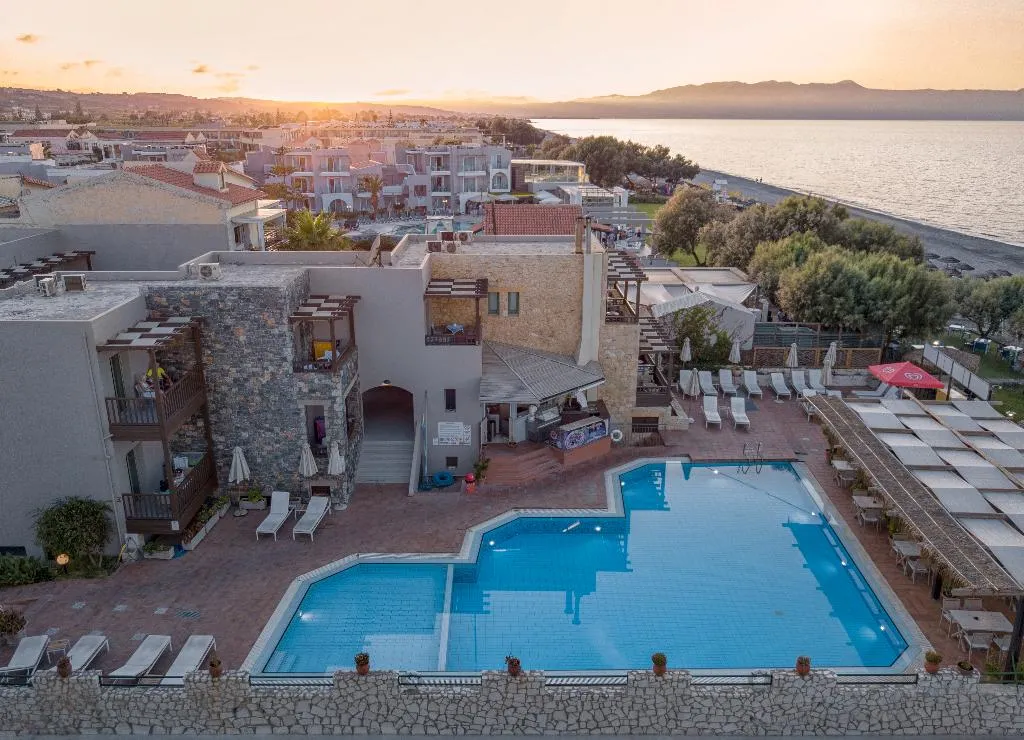 Pool, Erato Beach Hotel, Crete