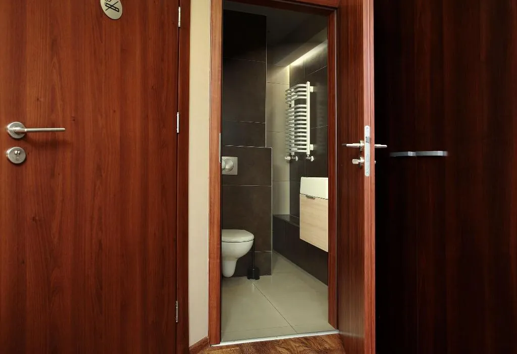 Room, Dom Turysty - Pokoje Goscinne, Krakow