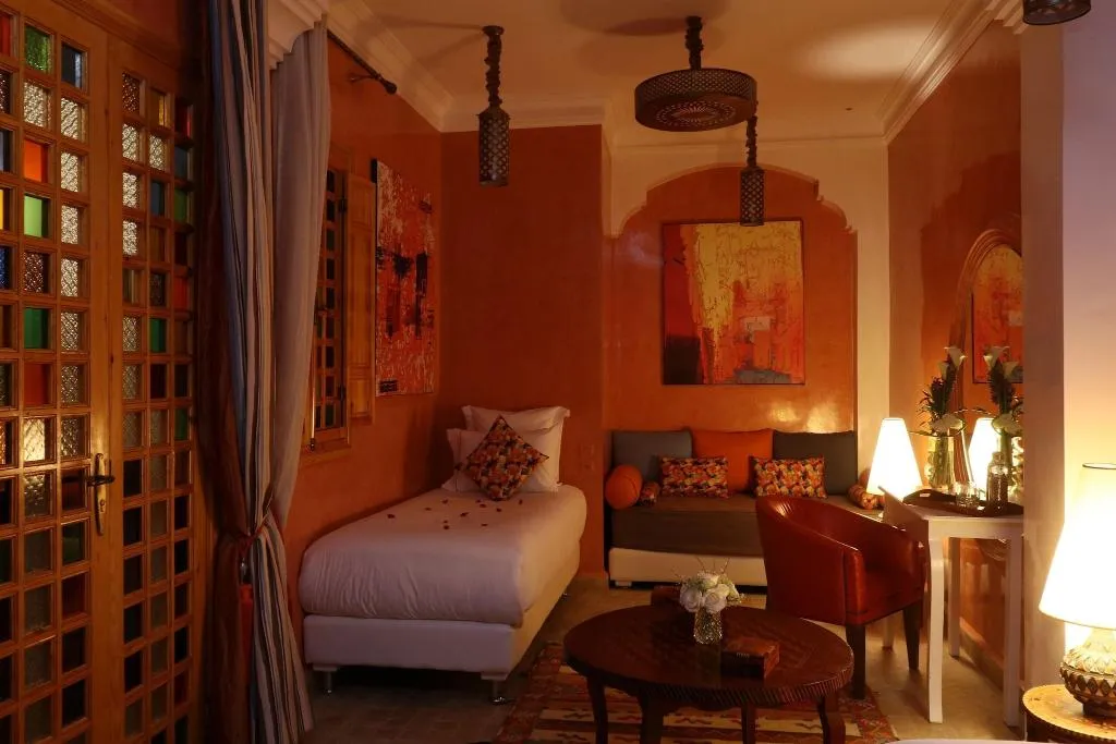 JUNIOR SUITE KING SIZE BED Room, Riad Andalla Spa, Marrakech
