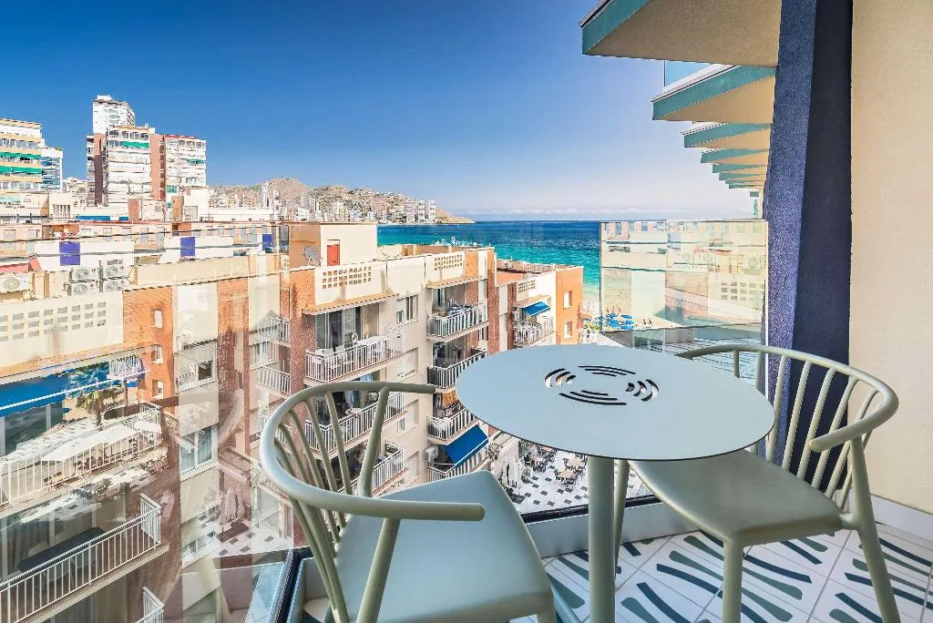 Room SUPERIOR SIDE SEA VIEW Room, Barcelo Benidorm Beach - Adults Recommended, Costa Blanca